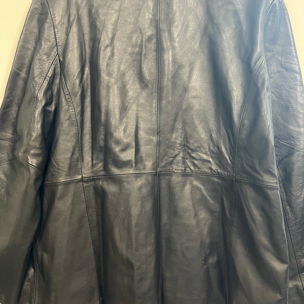 Leather jacket - Picture 4 of 9